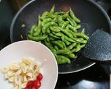 辣蝦炒檸檬毛豆（泰式口感超厲害的食譜步驟3照片