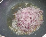 A picture of step 2 of Kadai Paneer Masala.