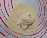 Foto langkah ke 7 dari resep Pastel Bihun Wortel Ekonomis tanpa Telur.