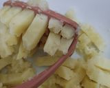 Foto langkah ke 1 dari resep Potato Pillows.