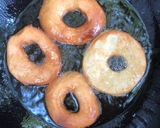 A picture of step 8 of Doughnut.