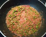 A picture of step 5 of Malai palak matar.