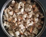 A picture of step 1 of Bread poha.