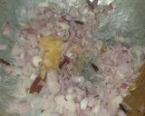 A picture of step 2 of Minced Chicken Curry.