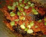 Foto langkah ke 4 dari resep Balado Teri Pete.