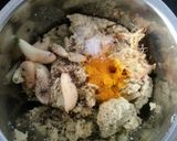 A picture of step 2 of Goan Fish/Egg Curry.