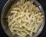 રેડ સોસ પાસ્તા (Red Sauce Pasta Recipe In Gujarati) રેસીપી સ્ટેપ1ફોટો