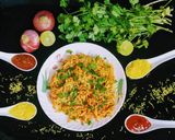 A picture of step 6 of Chinese Bhel.