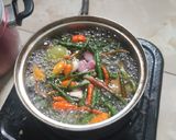 Foto langkah ke 2 dari resep Cumi pete sambel ijo daun jeruk.