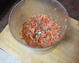 Foto del paso 1 de la receta: Tortilla de papas de freiduria con cebolla y chorizo