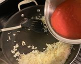 รูปขั้นตอนการทำที่ 4 ของ สปาเกตตีซอสโปโมโดโร (Pomodoro sauce)