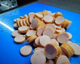 Tejszínes-virslis zöldségleves recept fázis 4 fotója