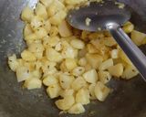धनिया आलू (Dhaniya aloo recipe in Hindi) रेसिपी चरण 2 फोटो