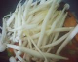 Foto langkah ke 4 dari resep Cah Jamur Brokoli Wortel.