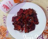 A picture of step 4 of Air Fryer Beetroot Chips.