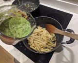 A picture of step 7 of Pasta in a pea sauce.