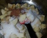 A picture of step 1 of Apple crepes.