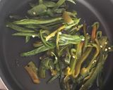 Foto del paso 2 de la receta: Rajitas con papa y arroz verde