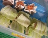Foto langkah ke 3 dari resep Sawi roll ayam.