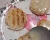 A picture of step 3 of Nutella sandwich smily.