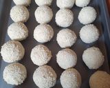 Foto langkah ke 3 dari resep Onde - onde isi kacang hijau kopong anti gagal (insyaaAllah).