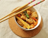 Foto del paso 7 de la receta: Pollo en salsa Teriyaki con Noodles de Arroz