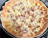 Foto langkah ke 5 dari resep Pizza teplon sederhana.