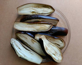 Foto del paso 1 de la receta: Berenjenas limpia-neveras