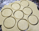 Foto del paso 3 de la receta: Galletitas de vainilla con fondant
