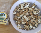 Foto del paso 1 de la receta: Cunill amb moixernons, (Conejo con Perretxicos)