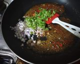 A picture of step 2 of Masala Pav.