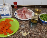 Foto del paso 1 de la receta: Pollo en salsa
