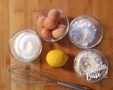 Foto del passaggio 1 della ricetta Pan di Spagna Ricetta Facile