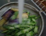 Foto langkah ke 3 dari resep Tumis TBK /terong. bendi. kecipir.