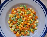 Foto langkah ke 7 dari resep Bekal Ayam Kecap dan Mix Vegetables.