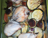 Foto del paso 4 de la receta: Pollo, chorizo y vegetales al horno