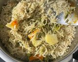 A picture of step 8 of Simple vegetable pulao.