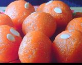 मोतीचूर लड्डू (motichoor ladoo recipe in Hindi) रेसिपी चरण 9 फोटो
