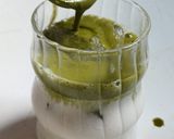 Foto langkah ke 5 dari resep Matcha Latte iced.
