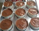 Foto langkah ke 3 dari resep Chocolate Cupcake (Oreo).