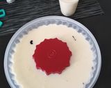 Foto del paso 3 de la receta: Gelatina de leche con pasas