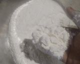A picture of step 1 of Punjabi bathura.