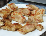 Foto del paso 1 de la receta: Chuletas 🥩 en salsa de manzanas 🍏