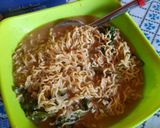 Foto langkah ke 4 dari resep Mie Rebus Kangkung.