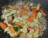 Foto langkah ke 3 dari resep Cah tofu kembang kol.