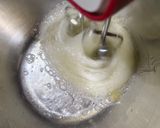 Foto langkah ke 1 dari resep 53. Brownies Kukus Putih Telur.