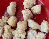 Foto langkah ke 3 dari resep 37. Buttermilk Cheese Chicken.
