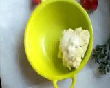 A picture of step 1 of Sunny side up sandwich.