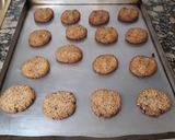 Foto del paso 6 de la receta: Galletitas de avena y almendras sin azúcar