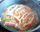 Foto del paso 3 de la receta: Salchichas al vino blanco